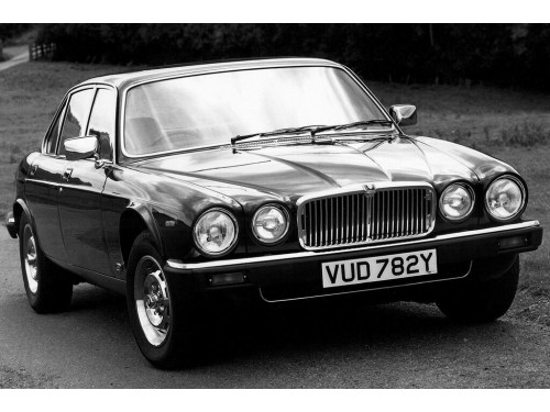 Характеристики автомобиля Jaguar Sovereign 4.2 AT Sovereign 4.2 (for Switzerland) (05.1983 - 06.1986): фото, вместимость, скорость, двигатель, топливо, масса, отзывы