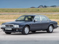 Jaguar Sovereign 4.0 AT Sovereign 4.0 catalyst (for Germany) (07.1989 - 06.1994)