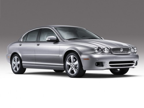 Характеристики автомобиля Jaguar X-Type 2.2 TD MT Classic (05.2007 - 01.2009): фото, вместимость, скорость, двигатель, топливо, масса, отзывы
