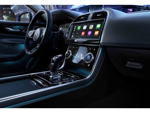 Характеристики автомобиля Jaguar XE 2.0 TD AT 2WD R-Dynamic SE (02.2019 - 04.2021): фото, вместимость, скорость, двигатель, топливо, масса, отзывы