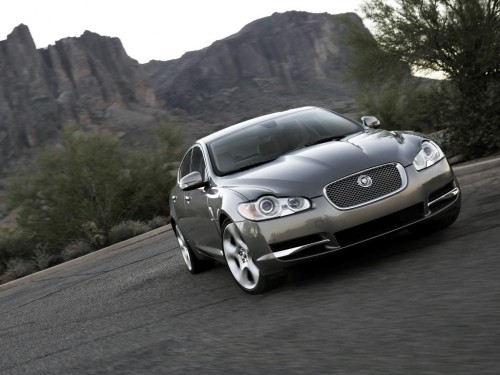 Характеристики автомобиля Jaguar XF 5.0 S/C AT XFR (03.2009 - 04.2011): фото, вместимость, скорость, двигатель, топливо, масса, отзывы