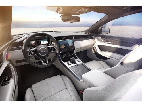 Характеристики автомобиля Jaguar XF 2.0 AT AWD S (03.2021 - 04.2022): фото, вместимость, скорость, двигатель, топливо, масса, отзывы