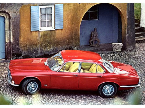 Характеристики автомобиля Jaguar XJ 2.8 MT (09.1973 - 02.1979): фото, вместимость, скорость, двигатель, топливо, масса, отзывы