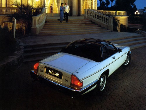 Характеристики автомобиля Jaguar XJS 3.6 MT (01.1983 - 01.1988): фото, вместимость, скорость, двигатель, топливо, масса, отзывы
