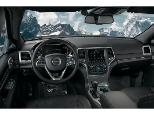 Характеристики автомобиля Jeep Grand Cherokee 3.6 AT AWD Summit (01.2017 - 08.2018): фото, вместимость, скорость, двигатель, топливо, масса, отзывы
