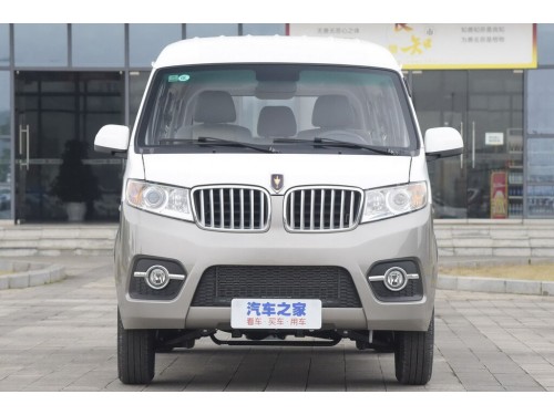Характеристики автомобиля Jinbei Haixing X30 1.3 MT Flagship (12.2014 - 01.2017): фото, вместимость, скорость, двигатель, топливо, масса, отзывы