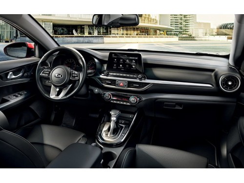 Характеристики автомобиля Kia Cerato 2.0 AT Comfort (09.2018 - 01.2022): фото, вместимость, скорость, двигатель, топливо, масса, отзывы