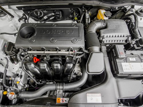 Характеристики автомобиля Kia K5 2.0 MPI CVVL AT Deluxe (06.2013 - 07.2015): фото, вместимость, скорость, двигатель, топливо, масса, отзывы
