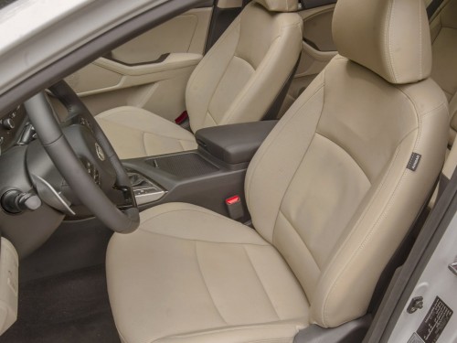 Характеристики автомобиля Kia Optima 2.4 AT Luxe (01.2014 - 02.2016): фото, вместимость, скорость, двигатель, топливо, масса, отзывы