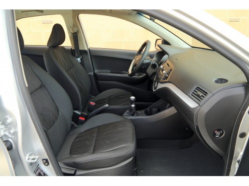Характеристики автомобиля Kia Picanto 1.0 CVVT MT Edition 7 (04.2015 - 02.2017): фото, вместимость, скорость, двигатель, топливо, масса, отзывы
