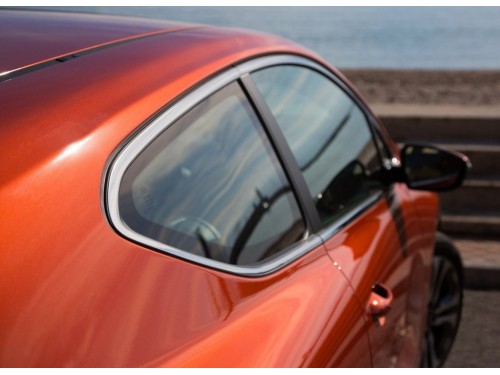 Характеристики автомобиля Kia ProCeed 1.6 CRDi MT Spirit (03.2013 - 10.2013): фото, вместимость, скорость, двигатель, топливо, масса, отзывы