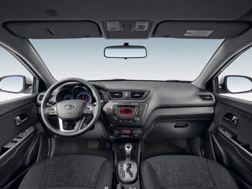 Характеристики автомобиля Kia Rio 1.4 AT Comfort (10.2013 - 05.2014): фото, вместимость, скорость, двигатель, топливо, масса, отзывы