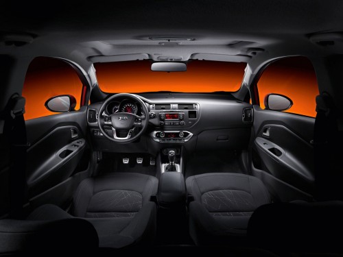 Характеристики автомобиля Kia Rio 1.1 CRDi ISG MT Edition 7 (03.2011 - 10.2014): фото, вместимость, скорость, двигатель, топливо, масса, отзывы