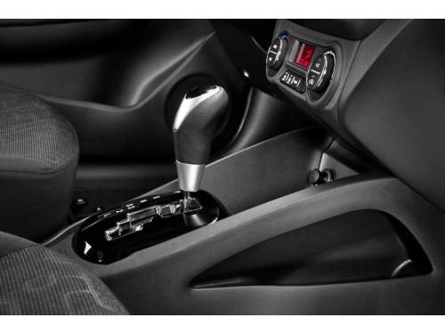 Характеристики автомобиля Kia Rio 1.6 AT Premium (06.2014 - 05.2015): фото, вместимость, скорость, двигатель, топливо, масса, отзывы