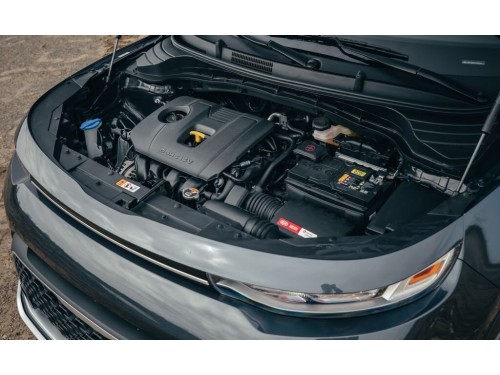 Характеристики автомобиля Kia Soul 2.0 MPI AT X-Line (03.2019 - 05.2022): фото, вместимость, скорость, двигатель, топливо, масса, отзывы