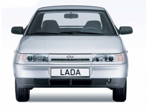 Характеристики автомобиля Лада 2110 1.5i MT 21109 Консул (04.1997 - 09.2004): фото, вместимость, скорость, двигатель, топливо, масса, отзывы