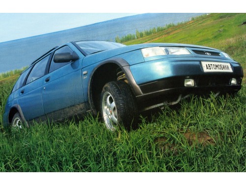 Характеристики автомобиля Лада 2111 1.6i MT Люкс (08.1997 - 02.2009): фото, вместимость, скорость, двигатель, топливо, масса, отзывы