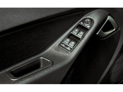 Характеристики автомобиля Лада Гранта 1.6 MT Classic + пакет Optima (05.2021 - 07.2022): фото, вместимость, скорость, двигатель, топливо, масса, отзывы