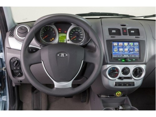 Характеристики автомобиля Лада Калина 1.6 AMT Luxe (06.2017 - 08.2018): фото, вместимость, скорость, двигатель, топливо, масса, отзывы