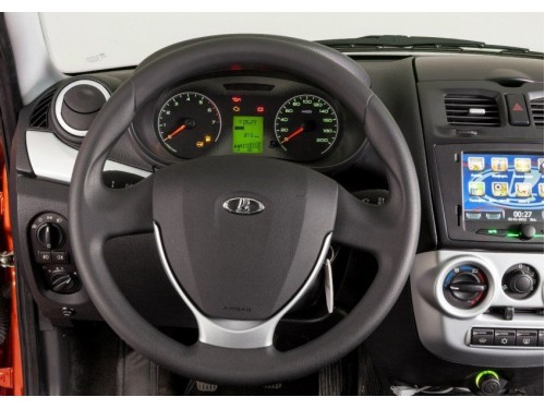 Характеристики автомобиля Лада Калина 1.6 AMT Люкс (11.2015 - 05.2017): фото, вместимость, скорость, двигатель, топливо, масса, отзывы