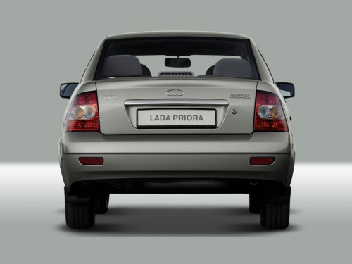 Характеристики автомобиля Лада Приора 1.6 MT Люкс 21703-23-041 (02.2013 - 07.2014): фото, вместимость, скорость, двигатель, топливо, масса, отзывы