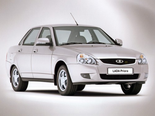 Характеристики автомобиля Лада Приора 1.6 MT Люкс 21703-03-033 (03.2007 - 11.2011): фото, вместимость, скорость, двигатель, топливо, масса, отзывы