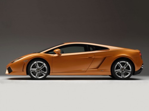 Характеристики автомобиля Lamborghini Gallardo 5.2 AMT LP550-2 (03.2008 - 11.2013): фото, вместимость, скорость, двигатель, топливо, масса, отзывы
