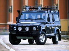 Land Rover Defender 2.5 MT Hard Top 110 (09.1990 - 08.2007)