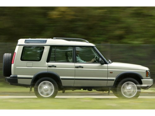 Характеристики автомобиля Land Rover Discovery 2.5 TD AT S (12.2002 - 09.2004): фото, вместимость, скорость, двигатель, топливо, масса, отзывы