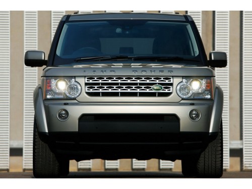 Характеристики автомобиля Land Rover Discovery 3.0 TDV6 AT HSE (07.2010 - 06.2011): фото, вместимость, скорость, двигатель, топливо, масса, отзывы