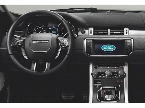 Характеристики автомобиля Land Rover Range Rover Evoque 2.0 SD AT HSE Dynamic 3dr. (06.2017 - 11.2018): фото, вместимость, скорость, двигатель, топливо, масса, отзывы