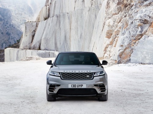Характеристики автомобиля Land Rover Range Rover Velar 2.0 R-Dynamic Standard (08.2021 - 04.2022): фото, вместимость, скорость, двигатель, топливо, масса, отзывы