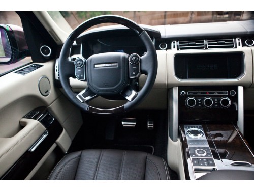 Характеристики автомобиля Land Rover Range Rover 3.0 S/C AT Vogue (05.2013 - 10.2016): фото, вместимость, скорость, двигатель, топливо, масса, отзывы