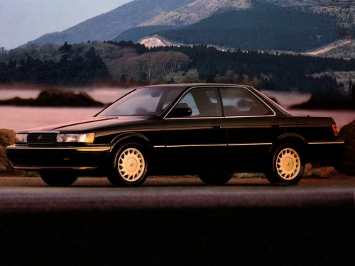 Характеристики автомобиля Lexus ES250 2.5 AT (06.1989 - 07.1991): фото, вместимость, скорость, двигатель, топливо, масса, отзывы