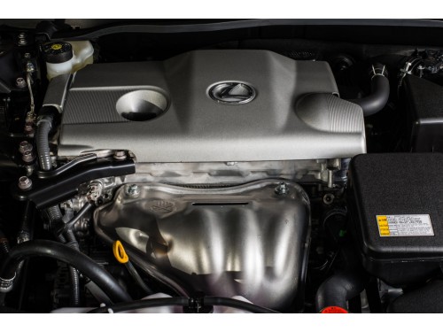 Характеристики автомобиля Lexus ES250 2.5 AT 2WD Premium (09.2015 - 08.2018): фото, вместимость, скорость, двигатель, топливо, масса, отзывы