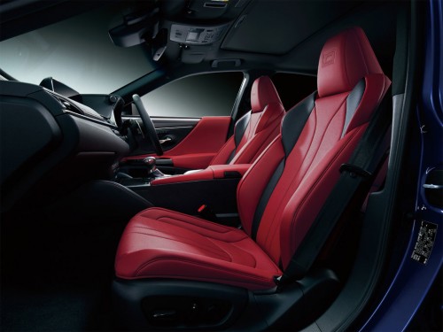 Характеристики автомобиля Lexus ES300h ES300h (10.2018 - 07.2020): фото, вместимость, скорость, двигатель, топливо, масса, отзывы