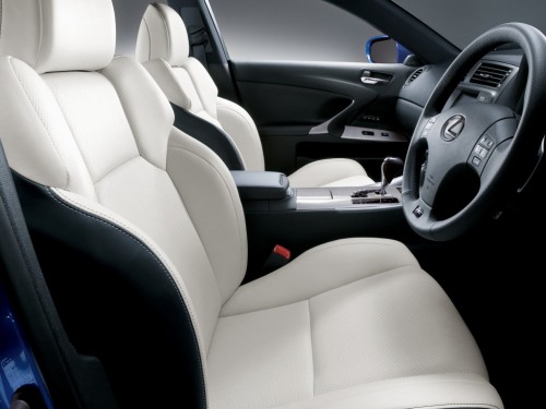 Характеристики автомобиля Lexus IS F 5.0 (08.2009 - 07.2010): фото, вместимость, скорость, двигатель, топливо, масса, отзывы