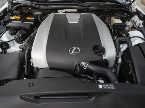 Характеристики автомобиля Lexus IS300 2.0 AT F Sport (08.2015 - 09.2016): фото, вместимость, скорость, двигатель, топливо, масса, отзывы