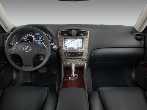 Характеристики автомобиля Lexus IS350 3.5 AT (09.2005 - 07.2008): фото, вместимость, скорость, двигатель, топливо, масса, отзывы