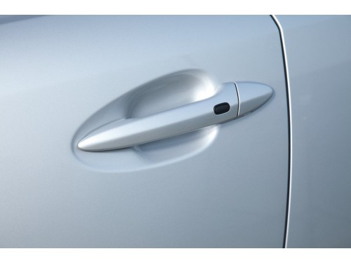 Характеристики автомобиля Lexus IS350C 3.5 AT F Sport (01.2013 - 07.2016): фото, вместимость, скорость, двигатель, топливо, масса, отзывы