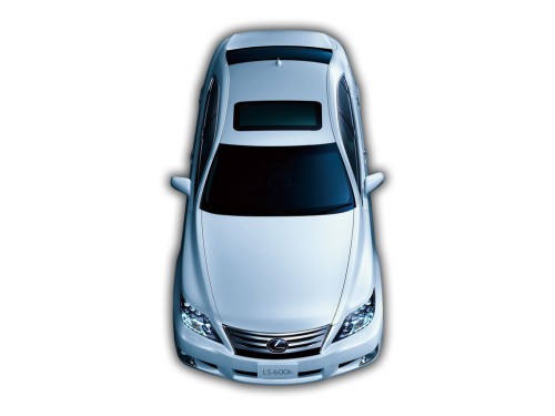 Характеристики автомобиля Lexus LS600h 600h 4WD (11.2009 - 09.2012): фото, вместимость, скорость, двигатель, топливо, масса, отзывы