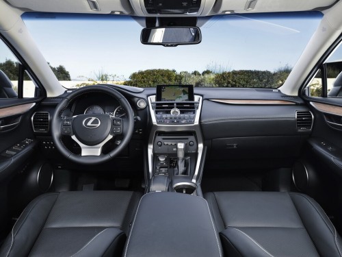 Характеристики автомобиля Lexus NX200t 2.0 T AT AWD Luxury Line (09.2014 - 09.2017): фото, вместимость, скорость, двигатель, топливо, масса, отзывы
