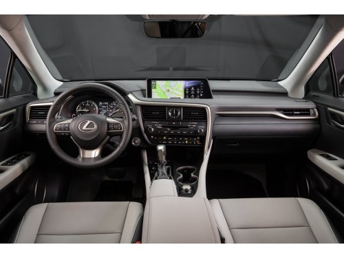 Характеристики автомобиля Lexus RX300 2.0t AT AWD F Sport Executive (01.2018 - 10.2019): фото, вместимость, скорость, двигатель, топливо, масса, отзывы