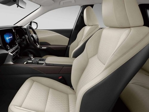 Характеристики автомобиля Lexus RX450h+ Version L 4WD (11.2022 - н.в.): фото, вместимость, скорость, двигатель, топливо, масса, отзывы