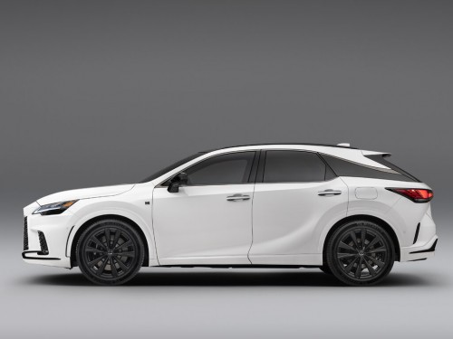 Характеристики автомобиля Lexus RX500h 2.4h AT F Sport Perfomance (11.2022 - н.в.): фото, вместимость, скорость, двигатель, топливо, масса, отзывы