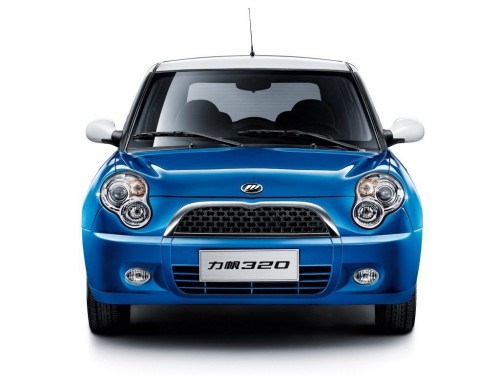 Характеристики автомобиля Lifan Smily 1.3 MT Luxury (04.2014 - 03.2016): фото, вместимость, скорость, двигатель, топливо, масса, отзывы