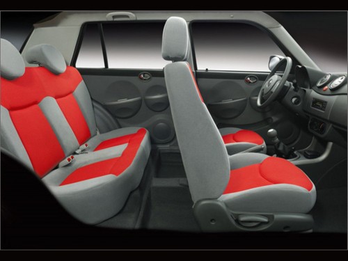 Характеристики автомобиля Lifan Smily 1.3 MT Luxury (04.2014 - 03.2016): фото, вместимость, скорость, двигатель, топливо, масса, отзывы