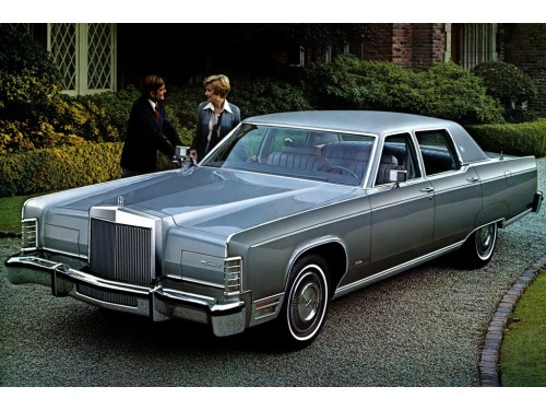 Характеристики автомобиля Lincoln Continental 7.5 AT Town Car (09.1976 - 08.1977): фото, вместимость, скорость, двигатель, топливо, масса, отзывы