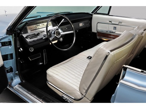 Характеристики автомобиля Lincoln Continental 7.6 AT (11.1965 - 10.1967): фото, вместимость, скорость, двигатель, топливо, масса, отзывы