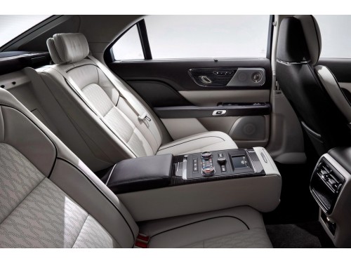 Характеристики автомобиля Lincoln Continental 3.0 AT Black Label (09.2019 - 10.2020): фото, вместимость, скорость, двигатель, топливо, масса, отзывы